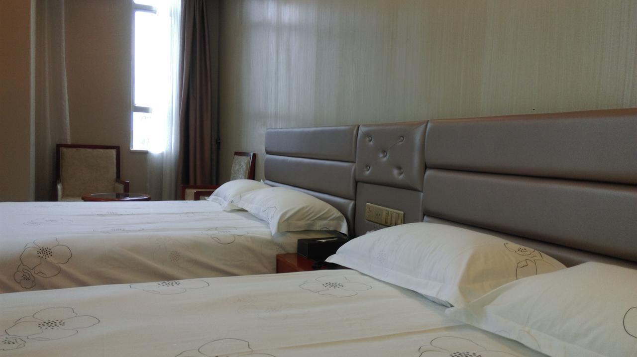 Guangzhou Tie Lv Hotel Ngoại thất bức ảnh